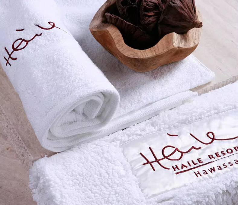 Iso9001 Certified Woven Embroidered Towels Bath Set Luxury Hotel 100% Egyptian Cotton